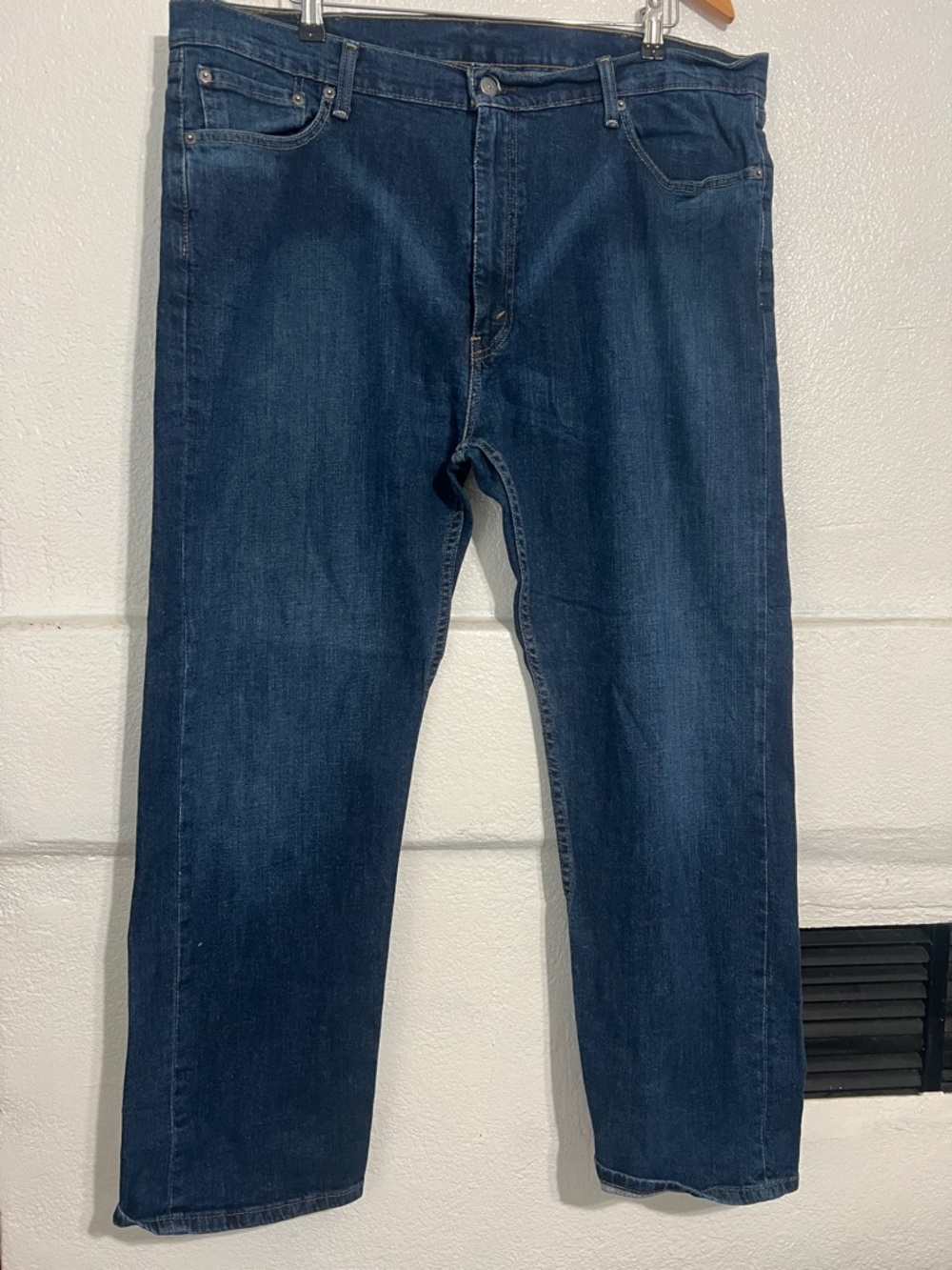 Levi's 505 Men's Regular Fit Jeans
42X30 Denim